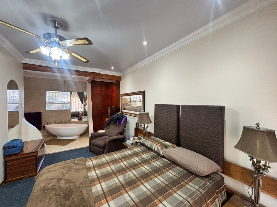 4 Bedroom Property for Sale in Baillie Park North West